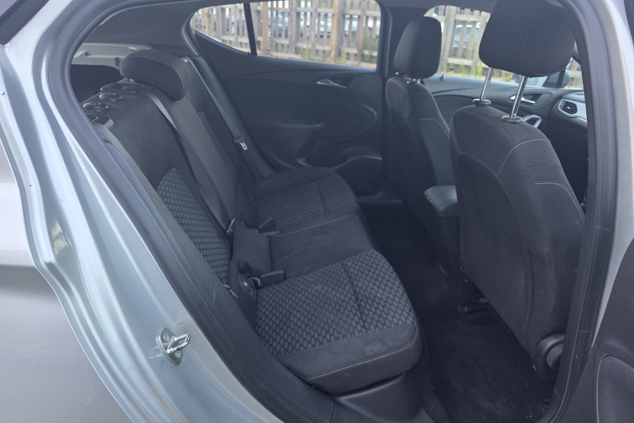Vauxhall Astra - Image 20