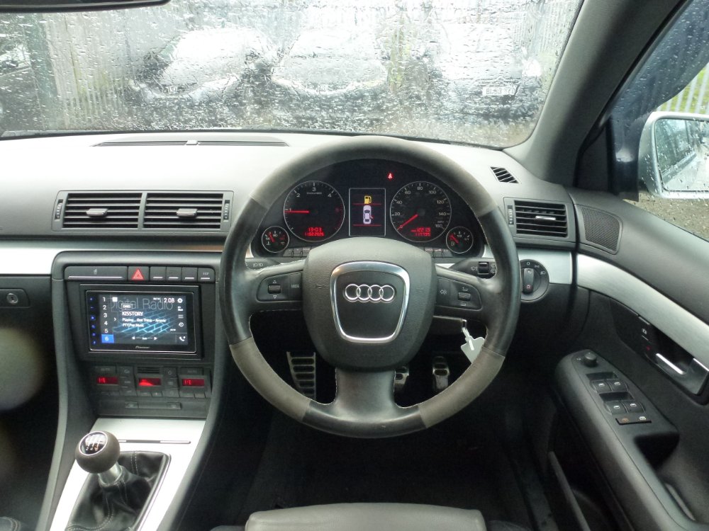 Audi A4 Avant 2.0 TDI S line Special Edition Estate 5dr Diesel Manual (154 g/km, 168 bhp) - Image 13