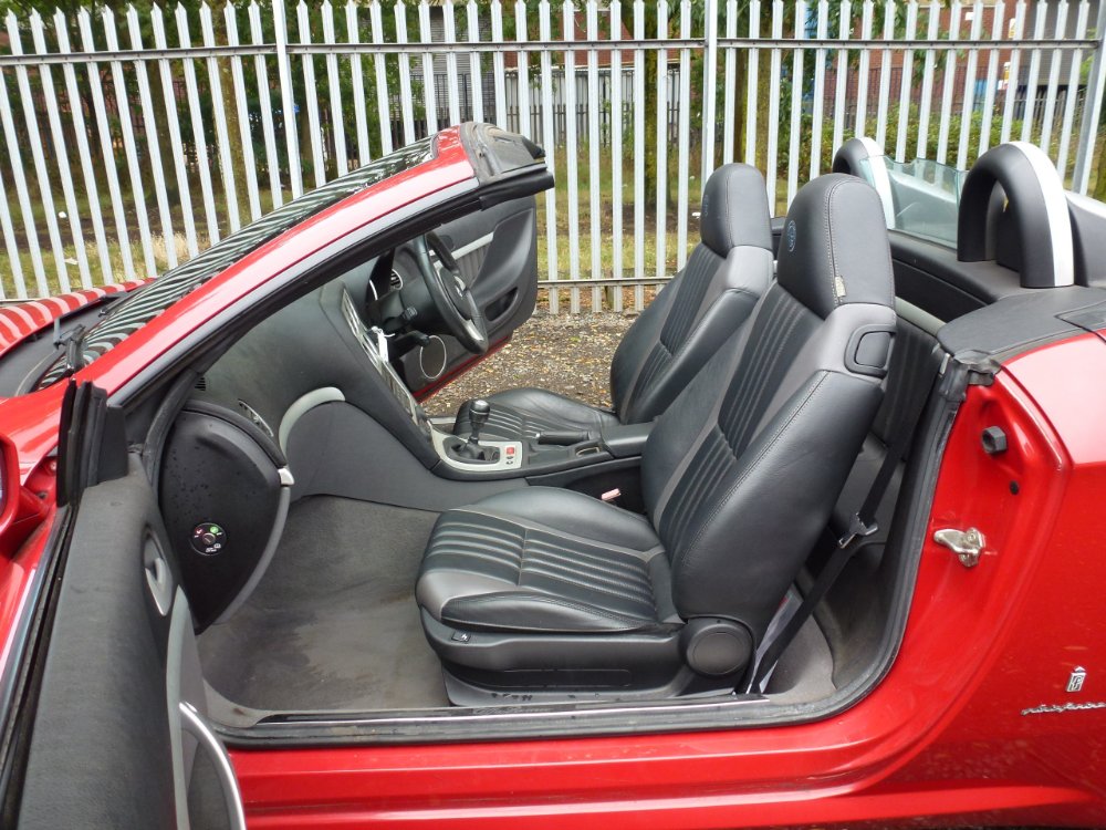Alfa Romeo Spider 2.4 JTDM Convertible 2dr Diesel Manual (179 g/km, 200 bhp) - Image 10