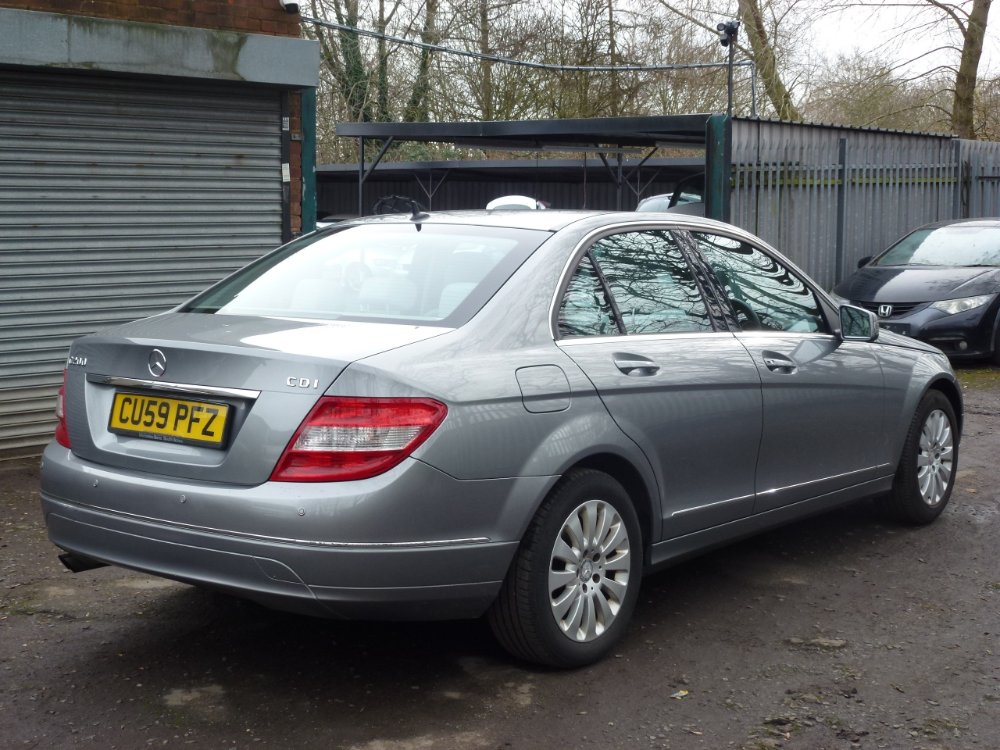 Mercedes-Benz C Class 2.1 C200 CDI Elegance Saloon 4dr Diesel Auto Euro 4 (136 ps) - Image 4