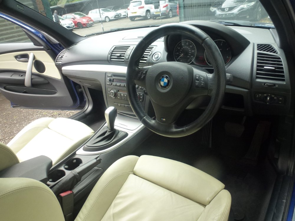 BMW 1 Series 2.0 118d M Sport Hatchback 5dr Diesel Steptronic Euro 5 (143 ps) - Image 18
