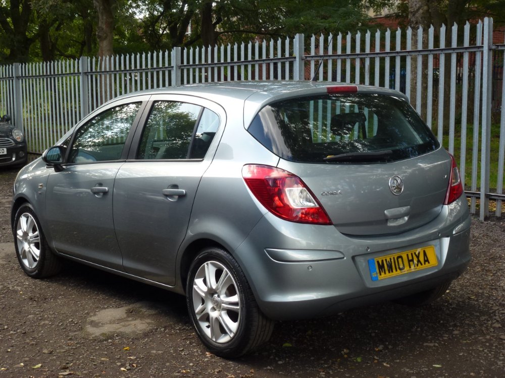 Vauxhall Corsa 1.4i 16v SE Hatchback 5dr Petrol Automatic (a/c) (138 g/km, 99 bhp) - Image 3