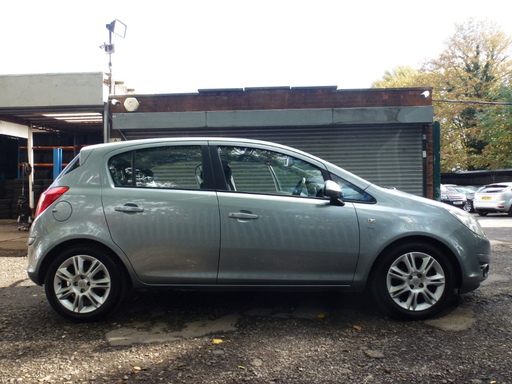 Vauxhall Corsa 1.4i 16v SE Hatchback 5dr Petrol Automatic (a/c) (138 g/km, 99 bhp) - Image 8