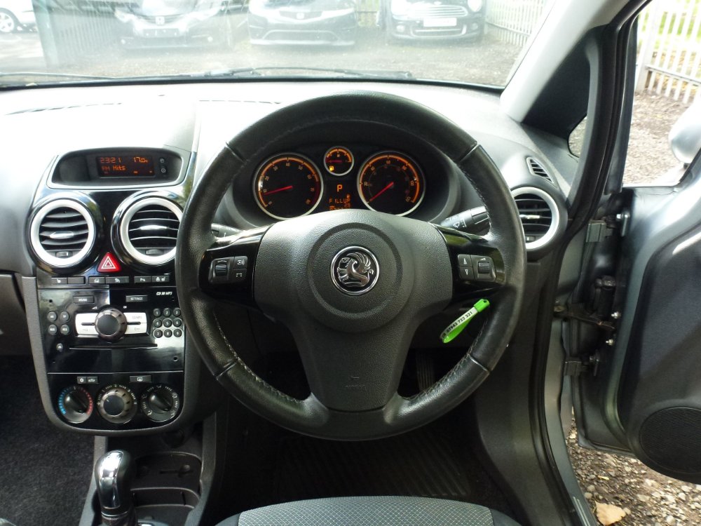 Vauxhall Corsa 1.4i 16v SE Hatchback 5dr Petrol Automatic (a/c) (138 g/km, 99 bhp) - Image 14