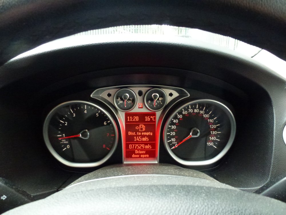Ford Focus 1.6 Zetec Hatchback 5dr Petrol Manual (159 g/km, 99 bhp) - Image 20