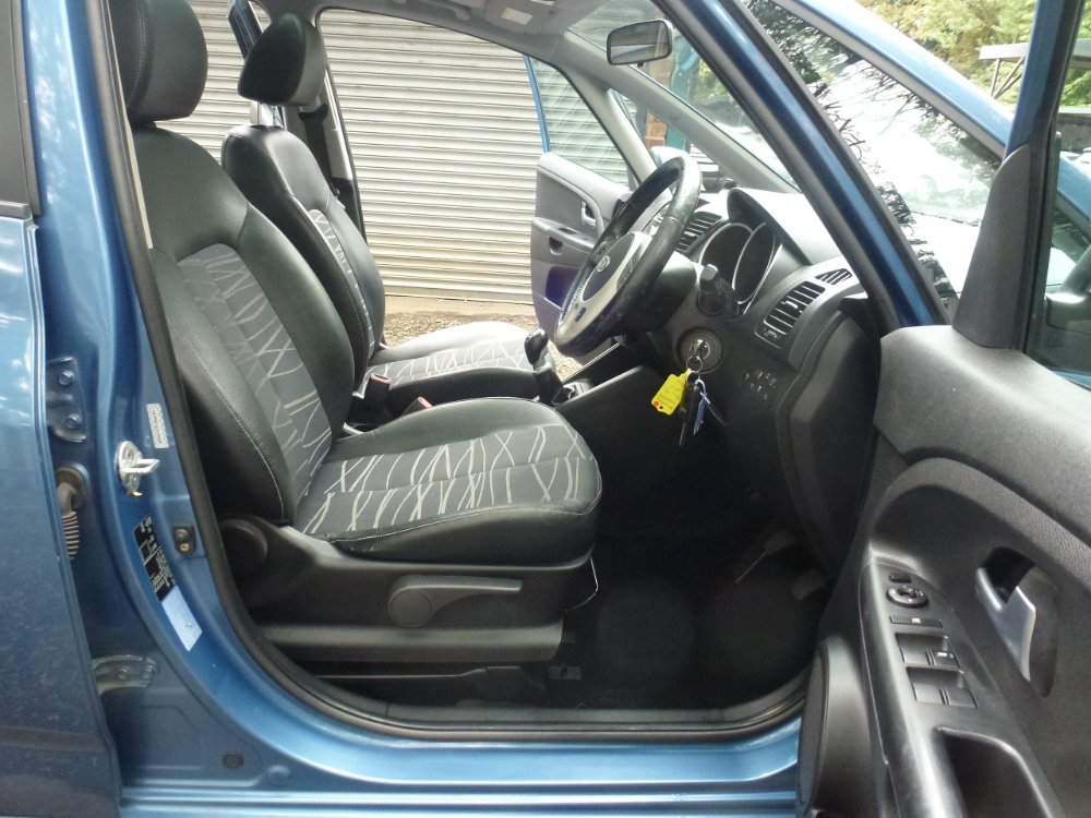 Kia Venga 1.6 EcoDynamics 3 MPV 5dr Petrol Manual Euro 5 (s/s) (123 bhp) - Image 9
