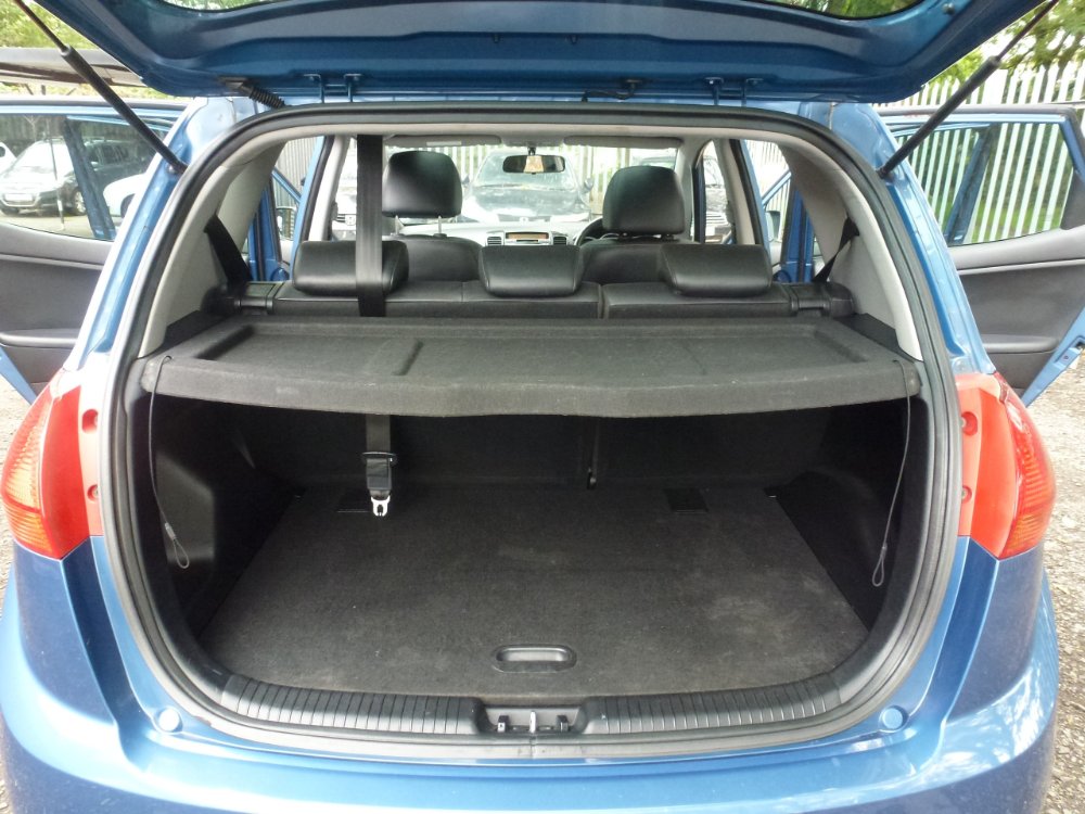 Kia Venga 1.6 EcoDynamics 3 MPV 5dr Petrol Manual Euro 5 (s/s) (123 bhp) - Image 13