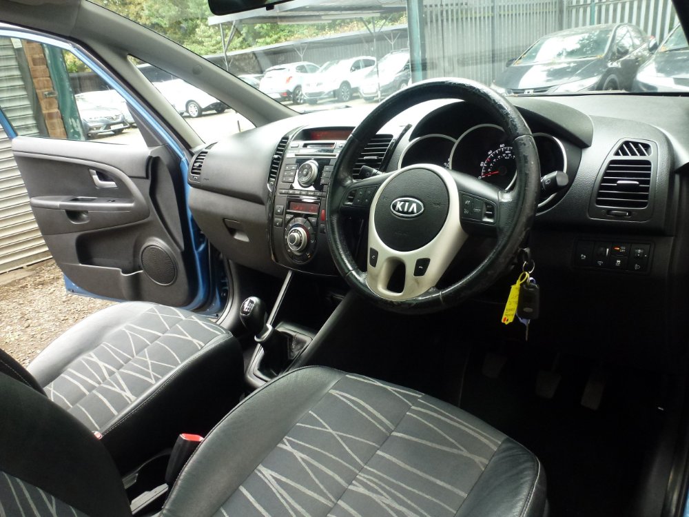 Kia Venga 1.6 EcoDynamics 3 MPV 5dr Petrol Manual Euro 5 (s/s) (123 bhp) - Image 18
