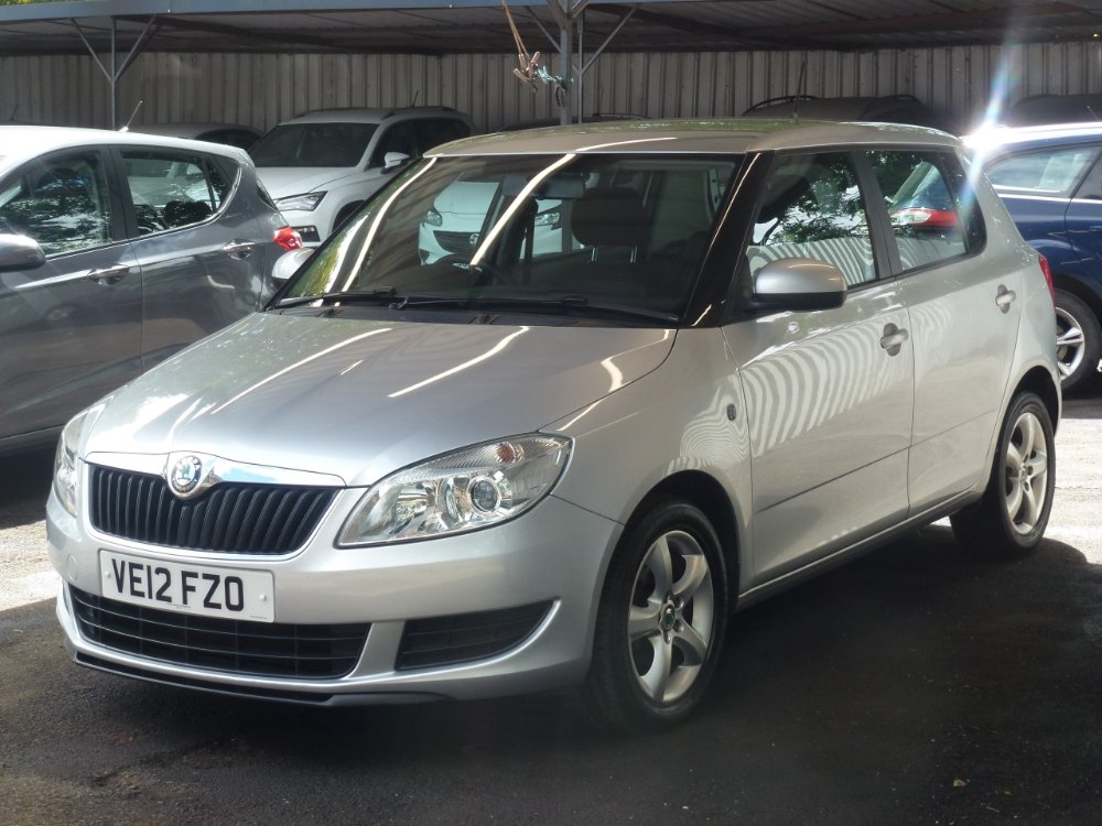 Skoda Fabia 1.2 SE Hatchback 5dr Petrol Manual Euro 5 (69 ps) - Image 2