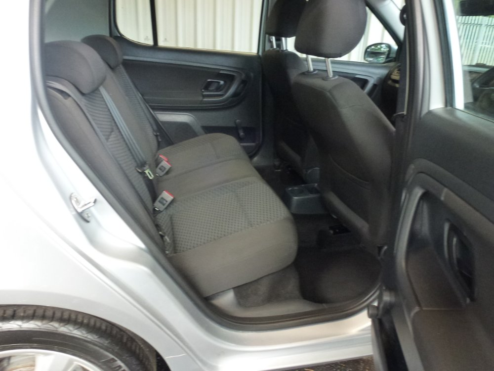 Skoda Fabia 1.2 SE Hatchback 5dr Petrol Manual Euro 5 (69 ps) - Image 7