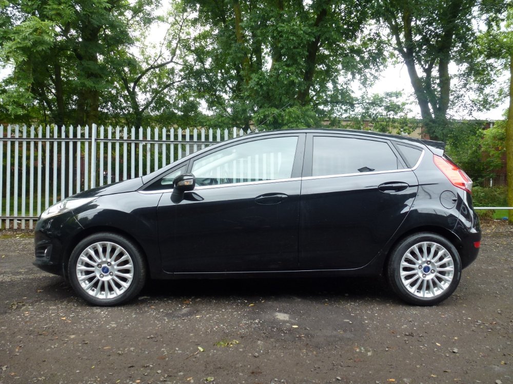 Ford Fiesta 1.0T EcoBoost Titanium Hatchback 5dr Petrol Manual Euro 5 (s/s) (100 ps) - Image 7