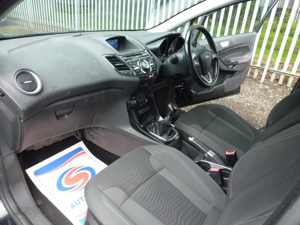 Ford Fiesta 1.0T EcoBoost Titanium Hatchback 5dr Petrol Manual Euro 5 (s/s) (100 ps) - Image 16