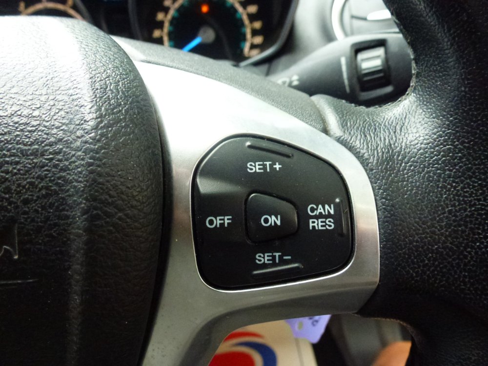 Ford Fiesta 1.0T EcoBoost Titanium Hatchback 5dr Petrol Manual Euro 5 (s/s) (100 ps) - Image 19
