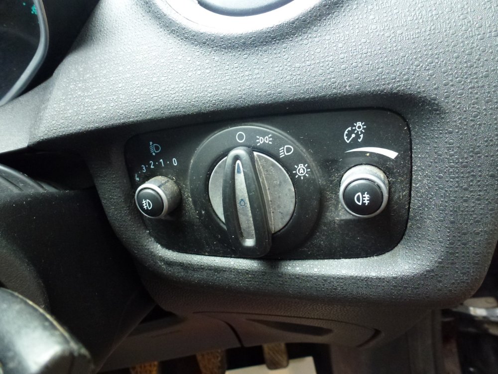 Ford Fiesta 1.0T EcoBoost Titanium Hatchback 5dr Petrol Manual Euro 5 (s/s) (100 ps) - Image 20