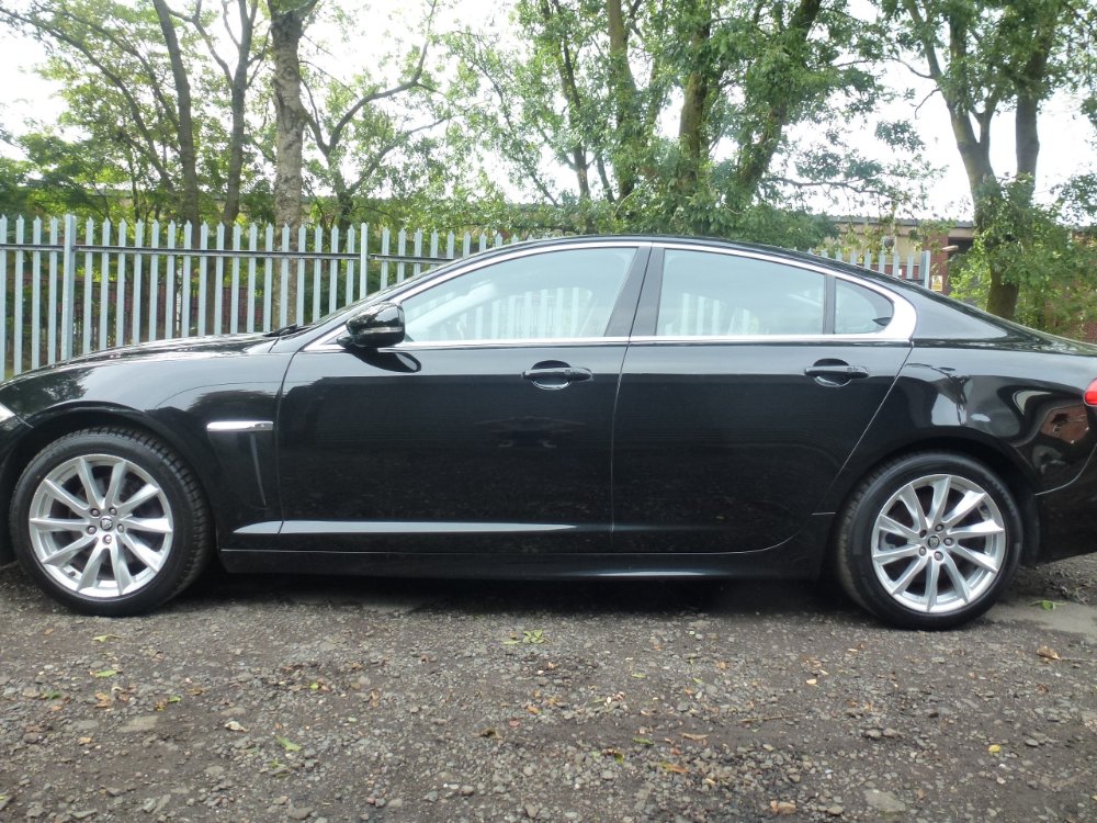 Jaguar XF 2.2d Sport Saloon 4dr Diesel Auto Euro 5 (s/s) (200 ps) - Image 7