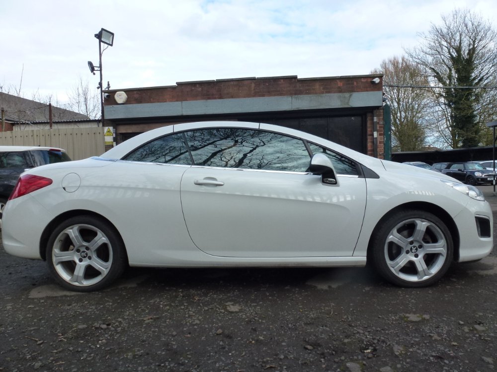Peugeot 308 CC 2.0 HDi Allure Convertible 2dr Diesel Tiptronic Euro 5 (163 ps) - Image 8