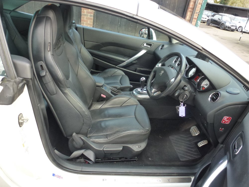 Peugeot 308 CC 2.0 HDi Allure Convertible 2dr Diesel Tiptronic Euro 5 (163 ps) - Image 9