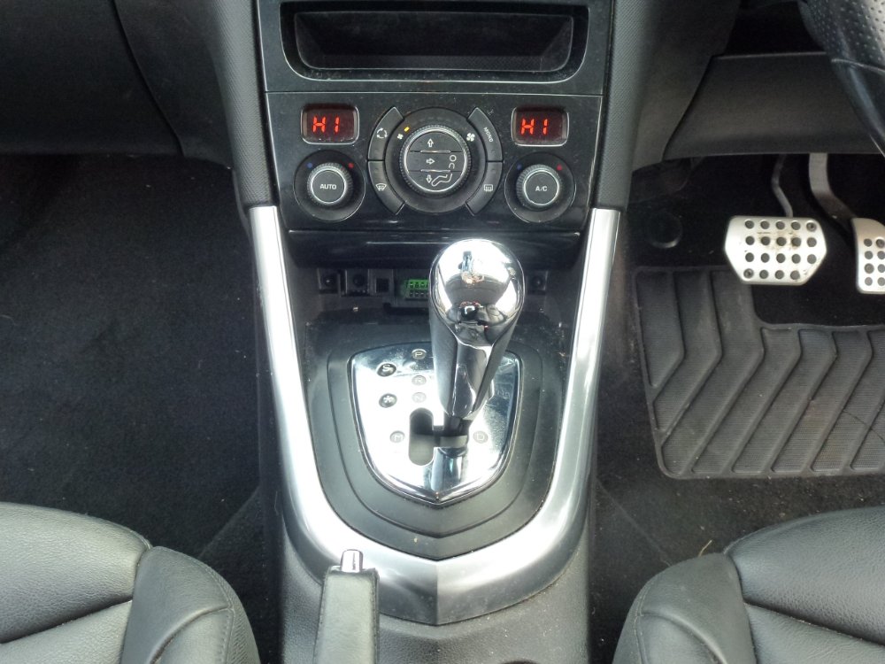 Peugeot 308 CC 2.0 HDi Allure Convertible 2dr Diesel Tiptronic Euro 5 (163 ps) - Image 15