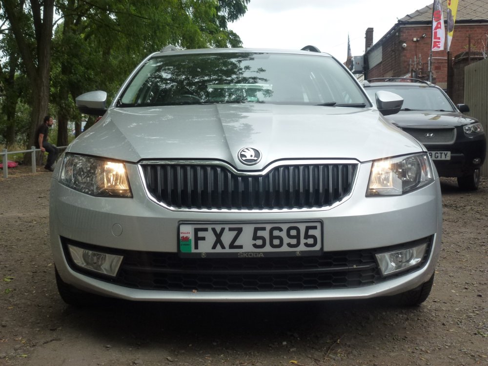 Skoda Octavia 1.2 TSI SE Estate 5dr Petrol Manual Euro 5 (s/s) (105 ps) - Image 6