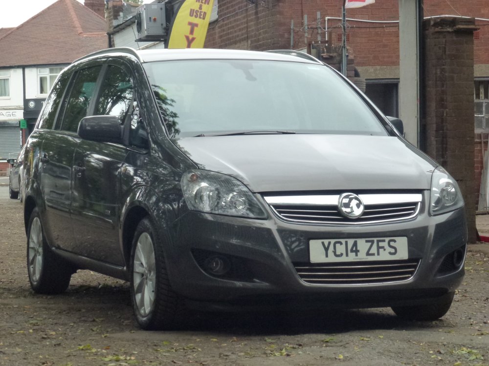 Vauxhall Zafira 1.7 CDTi ecoFLEX Design MPV 5dr Diesel Manual Euro 5 (SNav) (110 ps) - Image 2