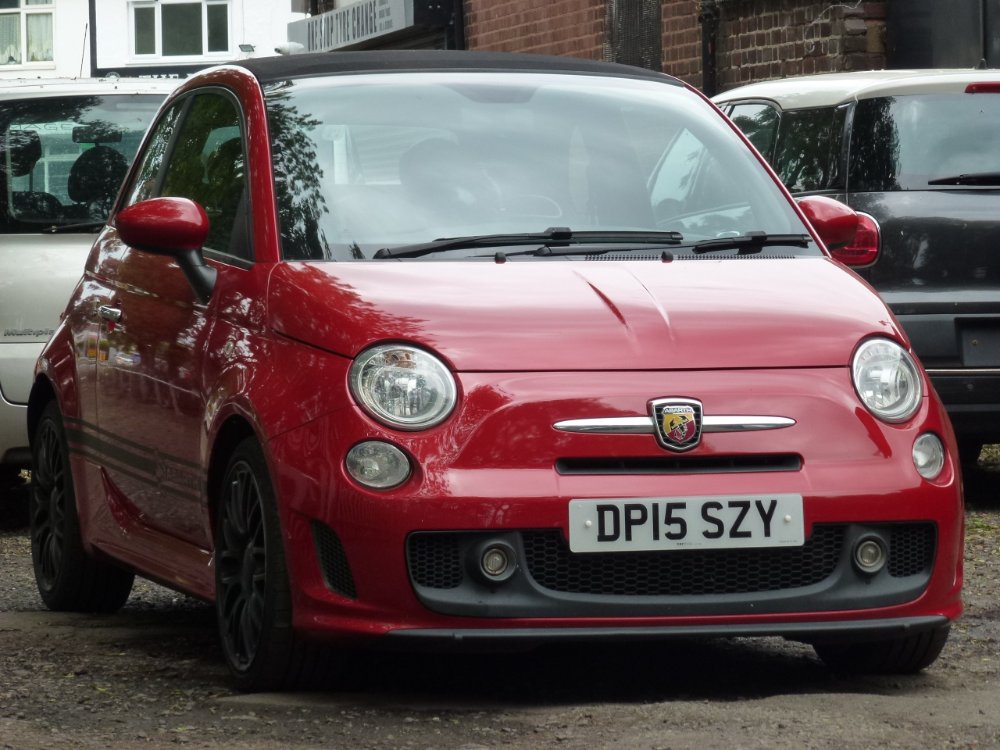 Abarth 500 1.4 T-Jet Convertible 2dr Petrol Manual Euro 5 (135 bhp) - Image 2