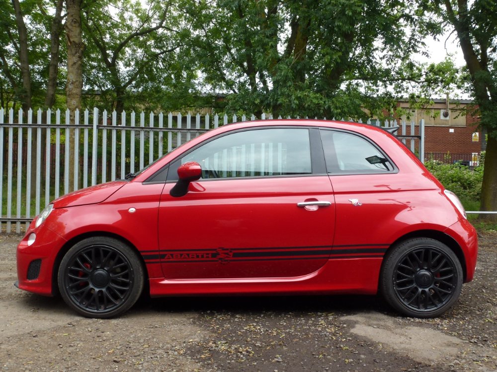 Abarth 500 1.4 T-Jet Convertible 2dr Petrol Manual Euro 5 (135 bhp) - Image 7