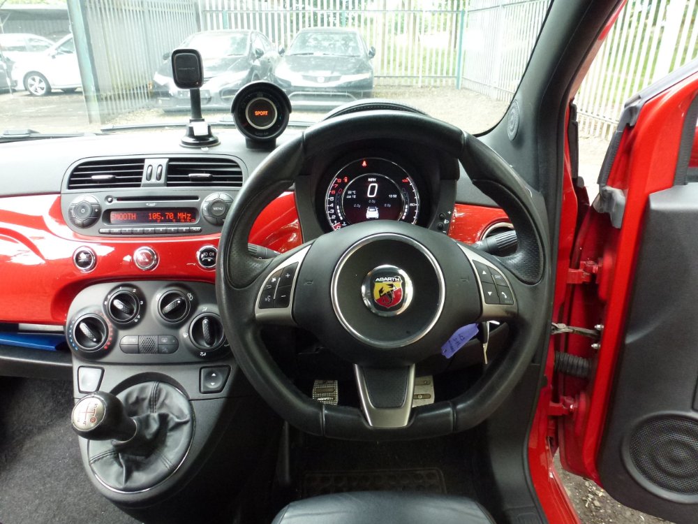Abarth 500 1.4 T-Jet Convertible 2dr Petrol Manual Euro 5 (135 bhp) - Image 13