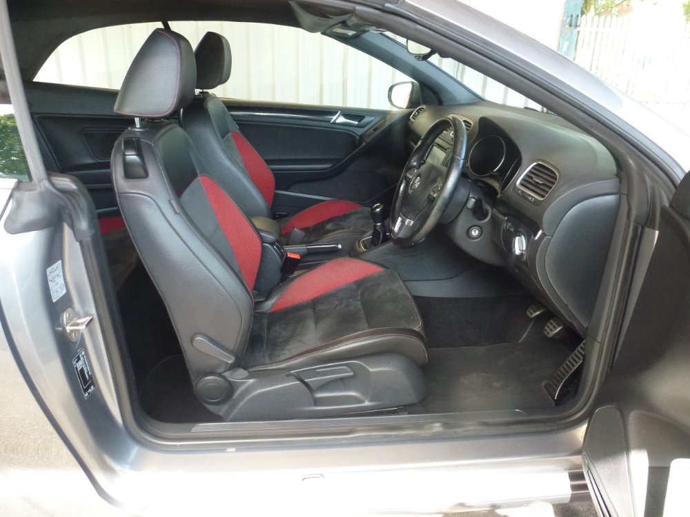 Volkswagen Golf 2.0 TDI BlueMotion Tech GT Cabriolet 2dr Diesel Manual Euro 5 (s/s) (140 ps) - Image 5