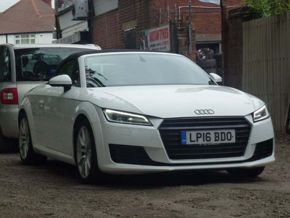 Audi TT 1.8 TFSI Sport Roadster 2dr Petrol Manual Euro 6 (s/s) (180 ps) - Image 2