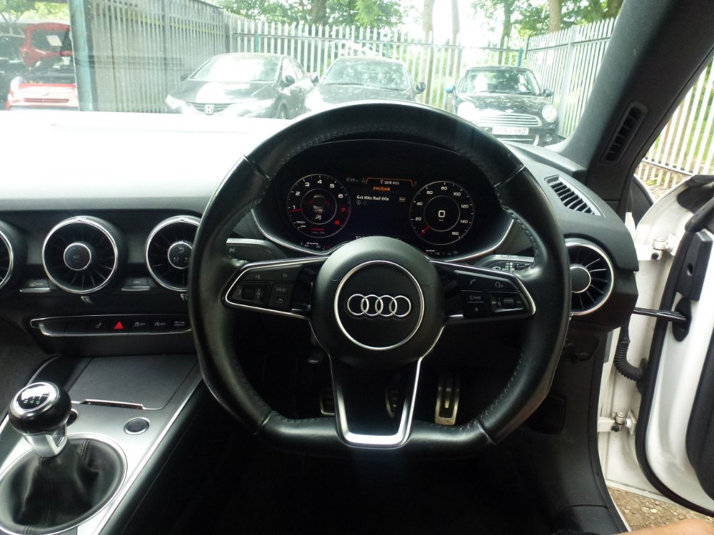 Audi TT 1.8 TFSI Sport Roadster 2dr Petrol Manual Euro 6 (s/s) (180 ps) - Image 11
