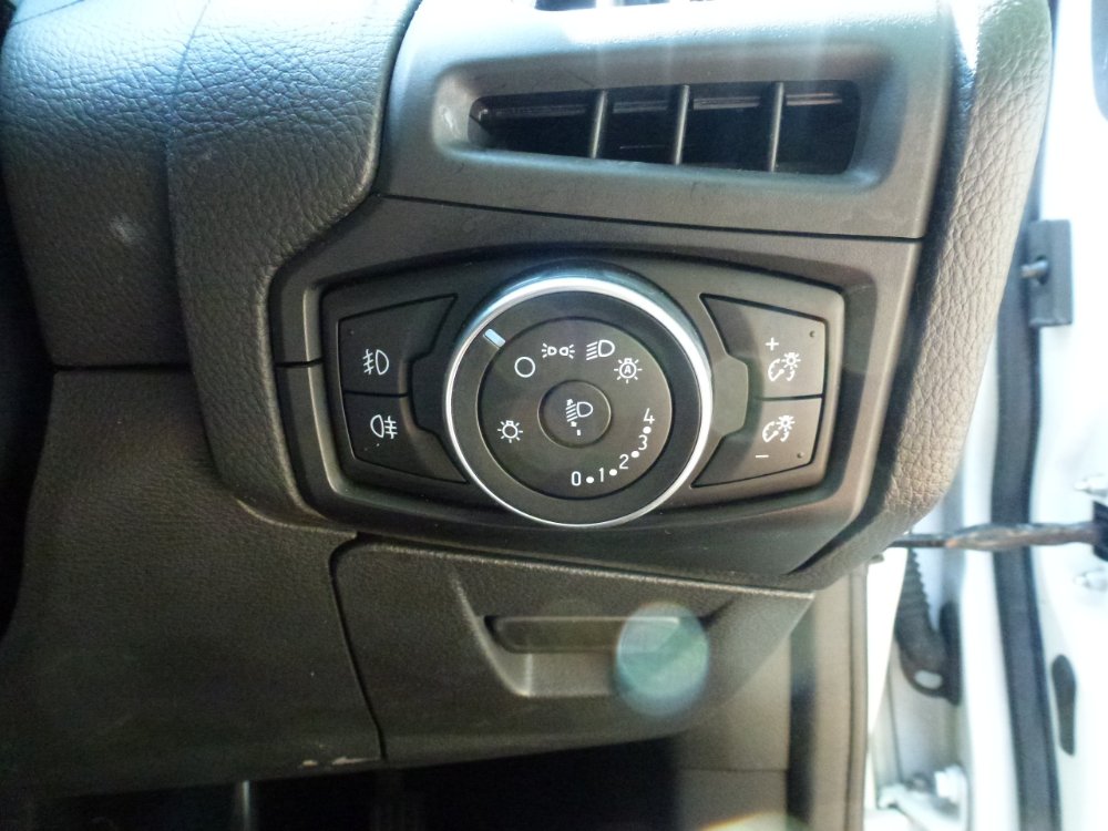 Ford Focus 1.5T EcoBoost Titanium Hatchback 5dr Petrol Auto Euro 6 (s/s) (150 ps) - Image 20