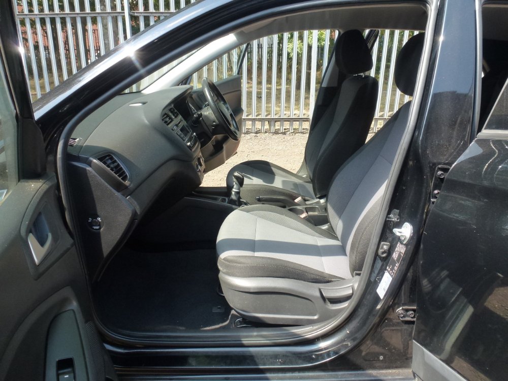 Hyundai i20 1.0 T-GDi Active Hatchback 5dr Petrol Manual Euro 6 (s/s) (100 ps) - Image 11