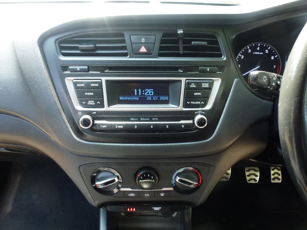Hyundai i20 1.0 T-GDi Active Hatchback 5dr Petrol Manual Euro 6 (s/s) (100 ps) - Image 15