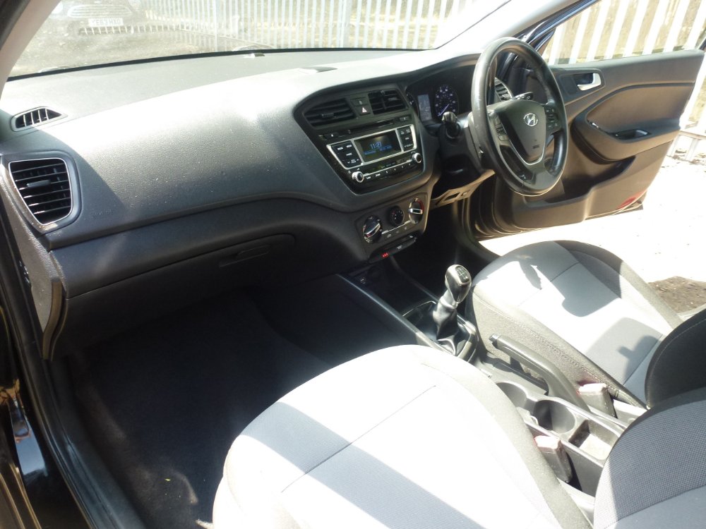 Hyundai i20 1.0 T-GDi Active Hatchback 5dr Petrol Manual Euro 6 (s/s) (100 ps) - Image 16