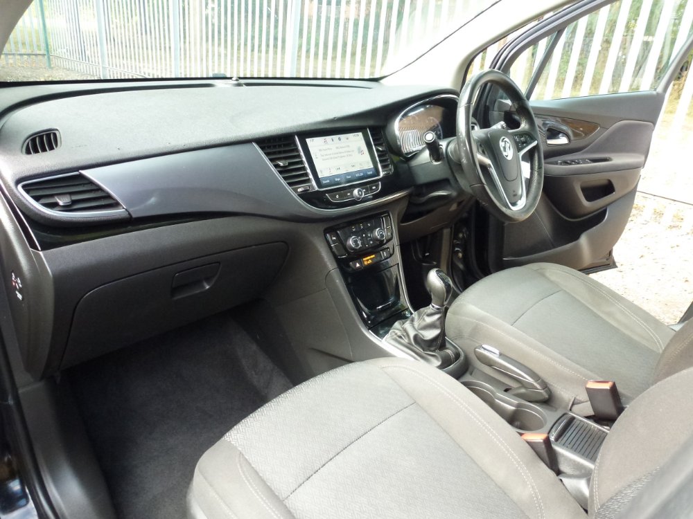 Vauxhall Mokka X 1.4i Turbo Design Nav SUV 5dr Petrol Manual Euro 6 (s/s) (140 ps) - Image 16