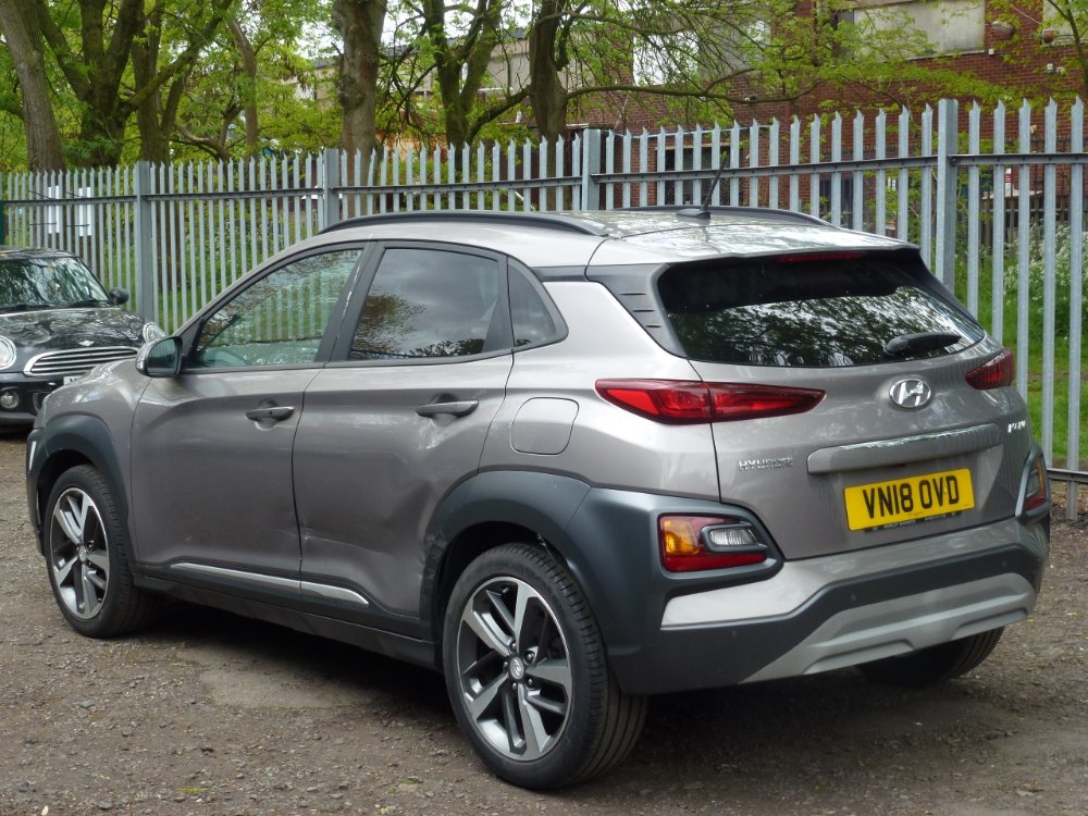 Hyundai Kona 1.0 T-GDi Blue Drive Premium SE SUV 5dr Petrol Manual Euro 6 (s/s) (120 ps) - Image 3