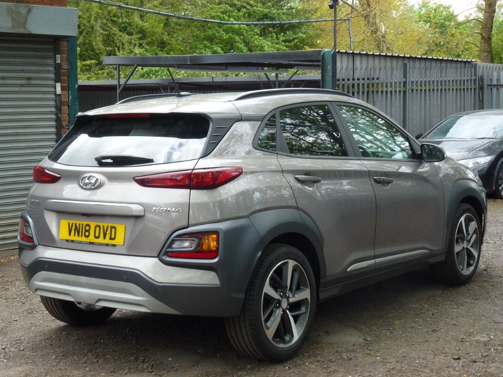 Hyundai Kona 1.0 T-GDi Blue Drive Premium SE SUV 5dr Petrol Manual Euro 6 (s/s) (120 ps) - Image 4
