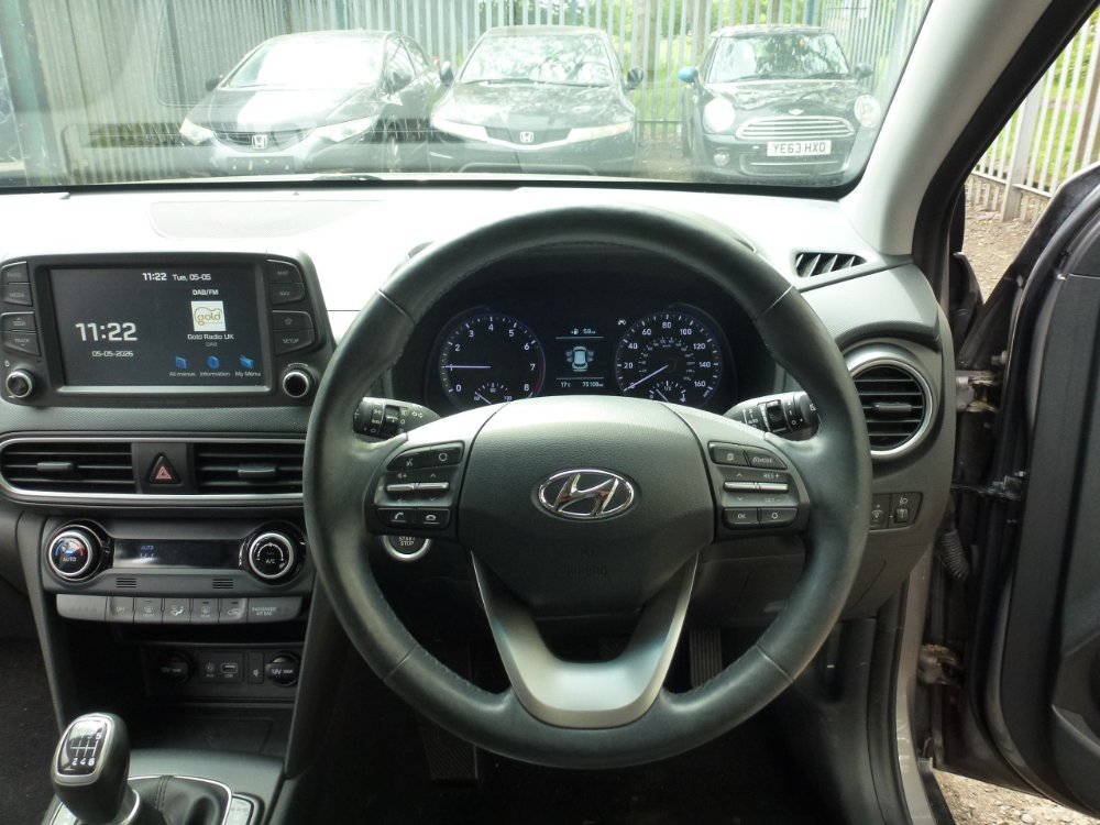 Hyundai Kona 1.0 T-GDi Blue Drive Premium SE SUV 5dr Petrol Manual Euro 6 (s/s) (120 ps) - Image 13
