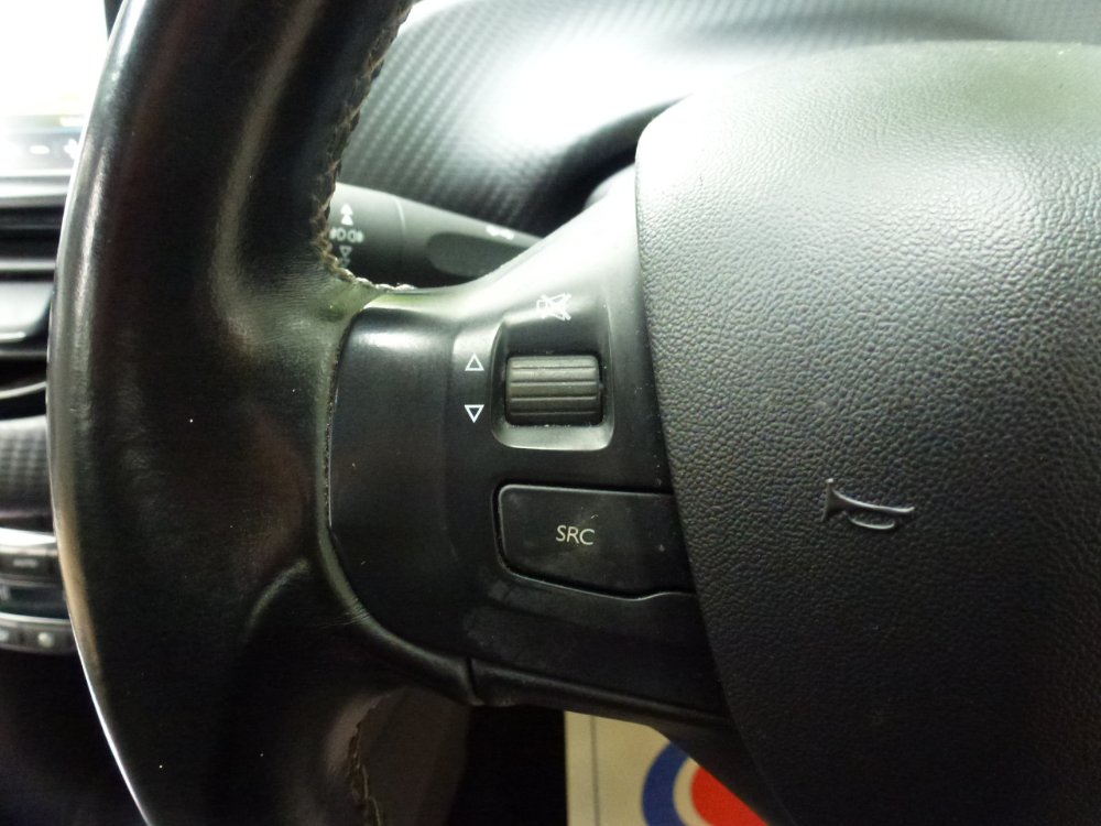 Peugeot 208 1.5 BlueHDi Tech Edition Hatchback 5dr Diesel Manual Euro 6 (s/s) (100 ps) - Image 16