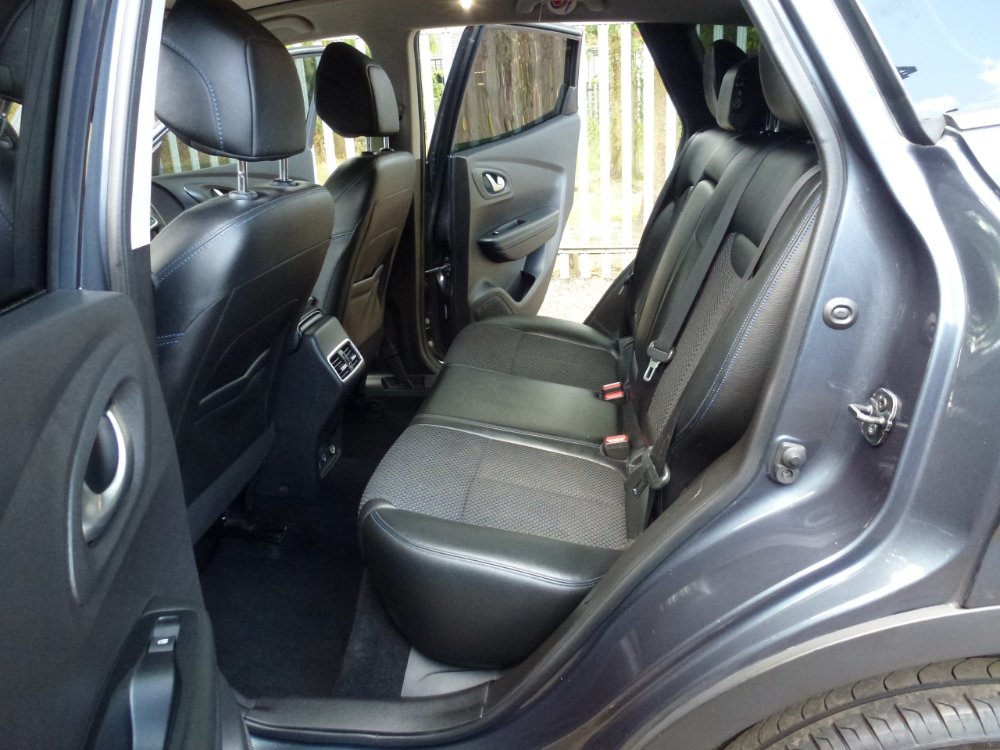 Renault Kadjar 1.3 TCe S Edition SUV 5dr Petrol EDC Euro 6 (s/s) (140 ps) - Image 13