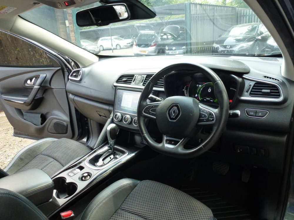 Renault Kadjar 1.3 TCe S Edition SUV 5dr Petrol EDC Euro 6 (s/s) (140 ps) - Image 19