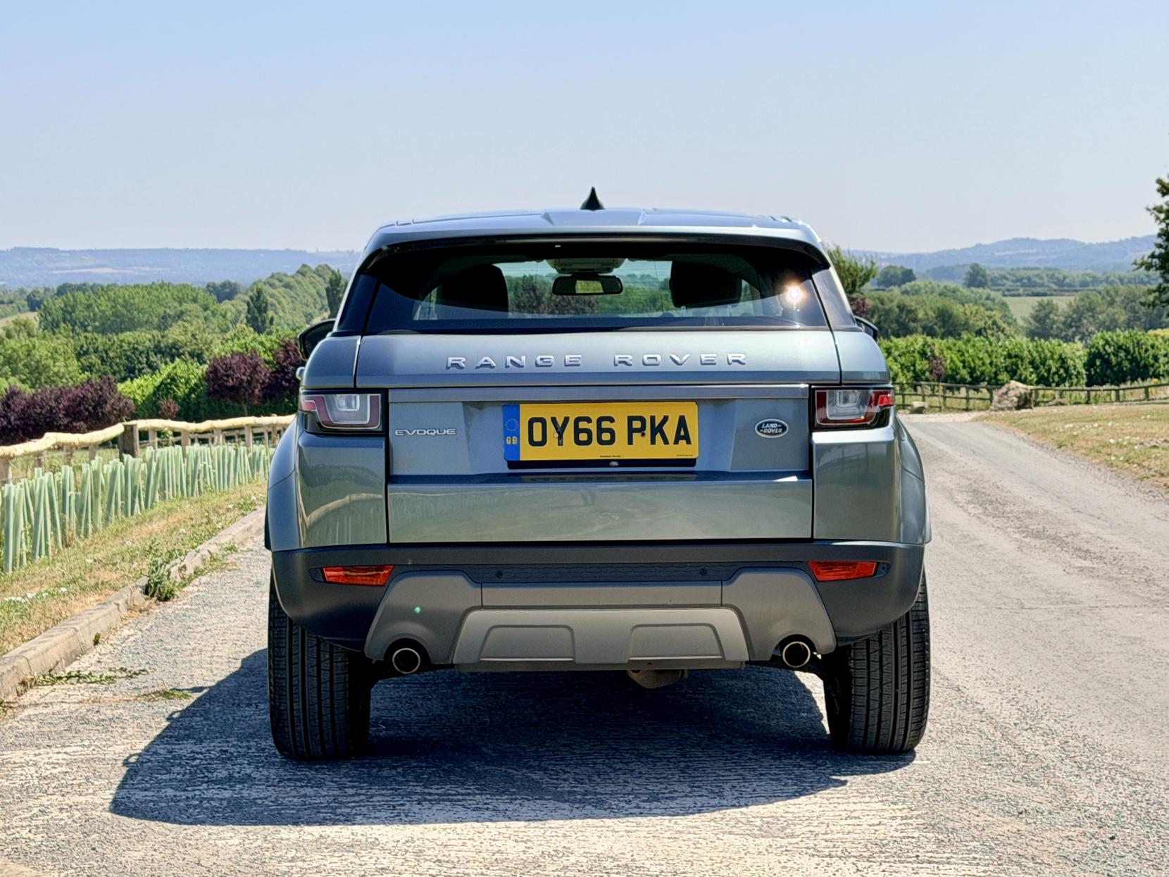 Land Rover Range Rover Evoque - Image 4