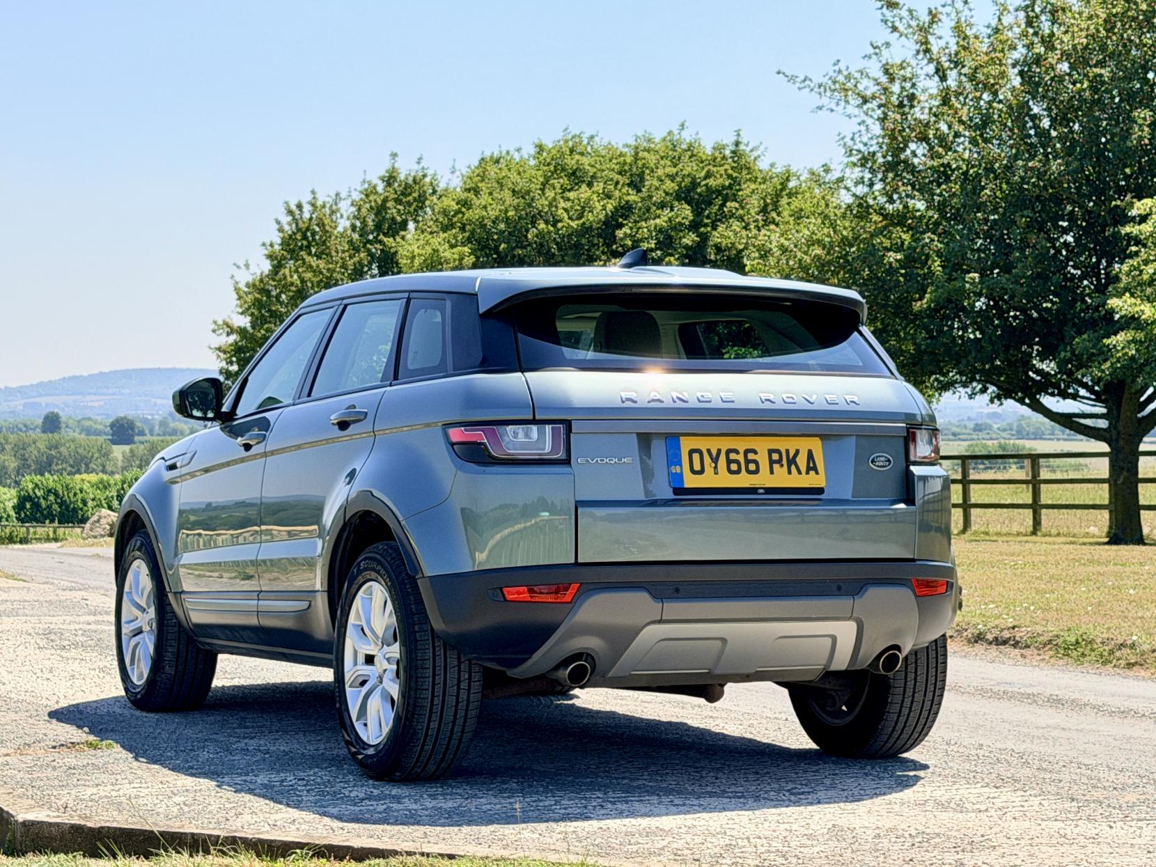 Land Rover Range Rover Evoque - Image 5