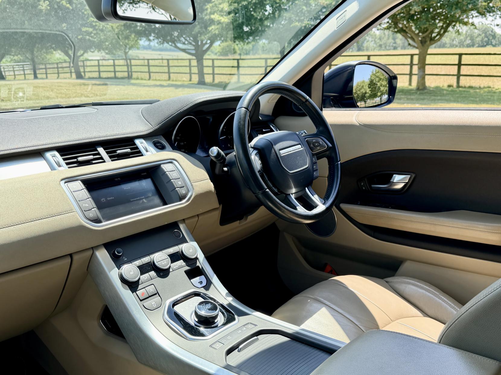 Land Rover Range Rover Evoque - Image 15