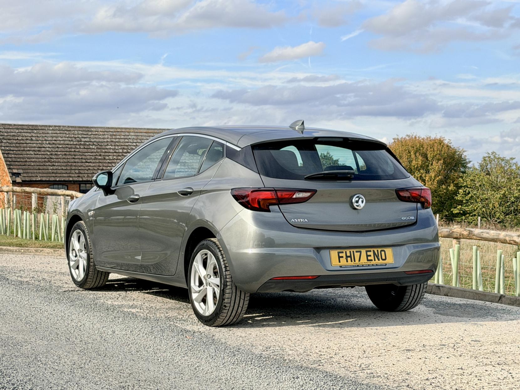 Vauxhall Astra - Image 4