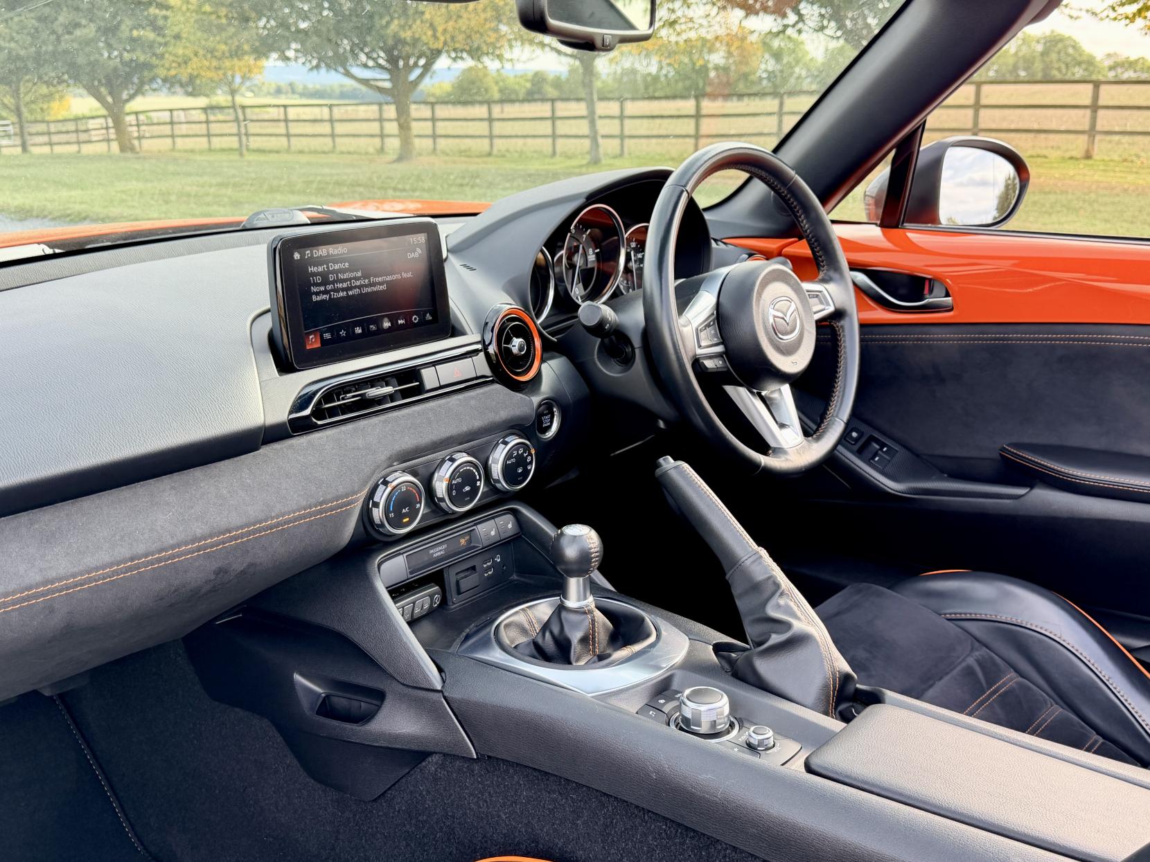 Mazda Mx-5 - Image 16