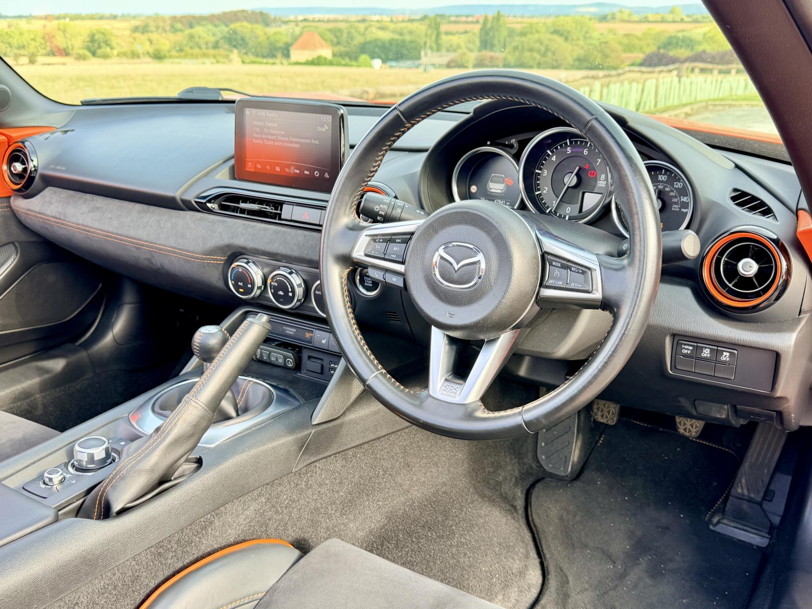 Mazda Mx-5 - Image 19