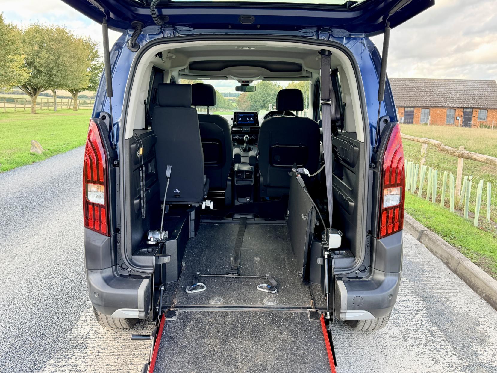 Peugeot Rifter - Image 11
