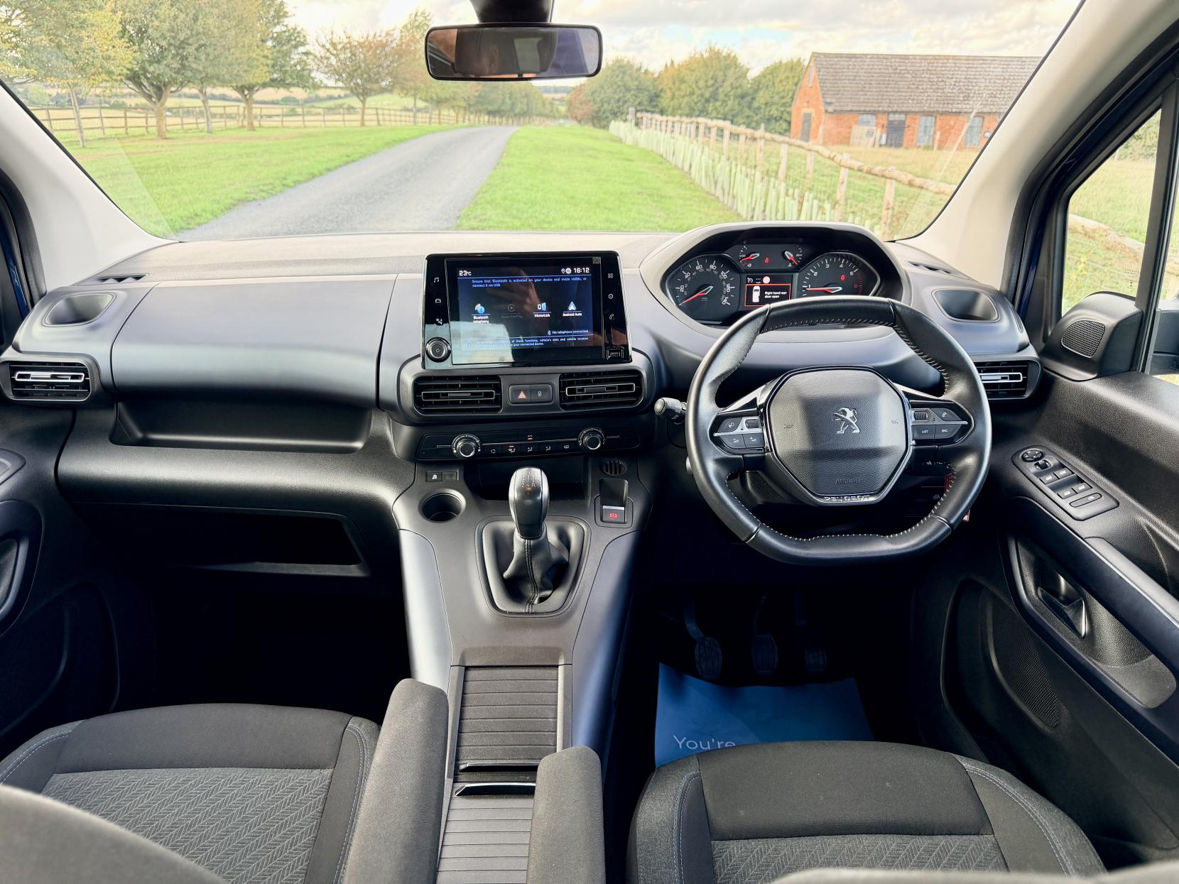 Peugeot Rifter - Image 17