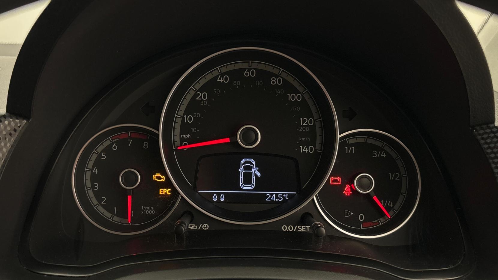 Volkswagen Up! - Image 7